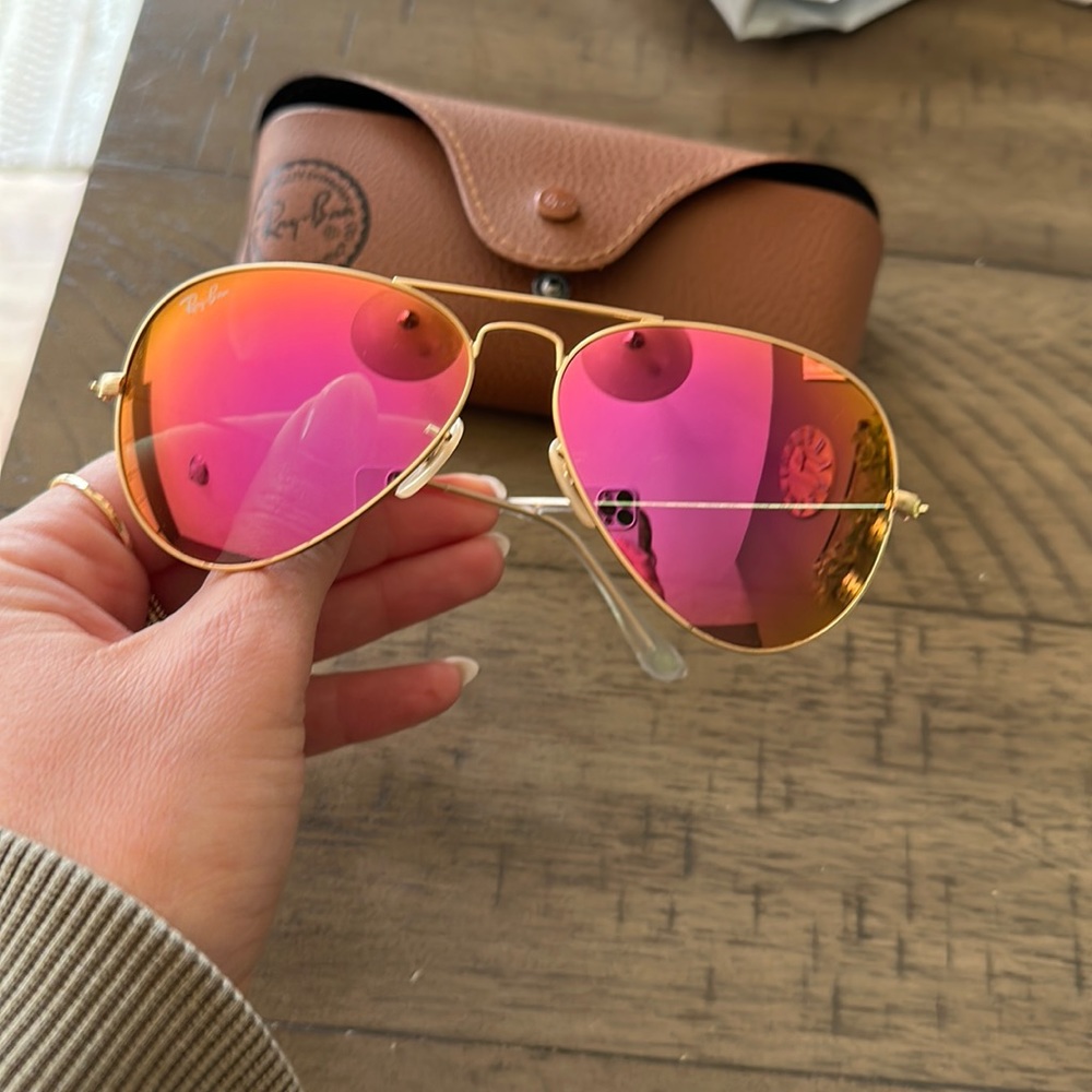 Pink aviator Ray Bans